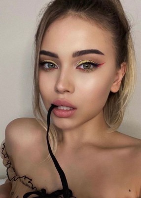 Проститутка Николь